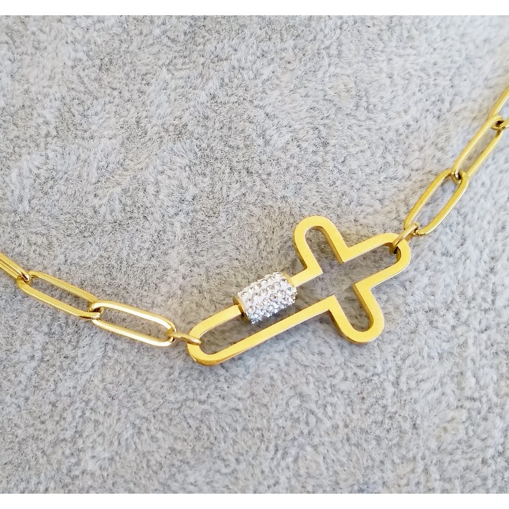 Necklace with Modern chain, made of steel and gold cross Necklace