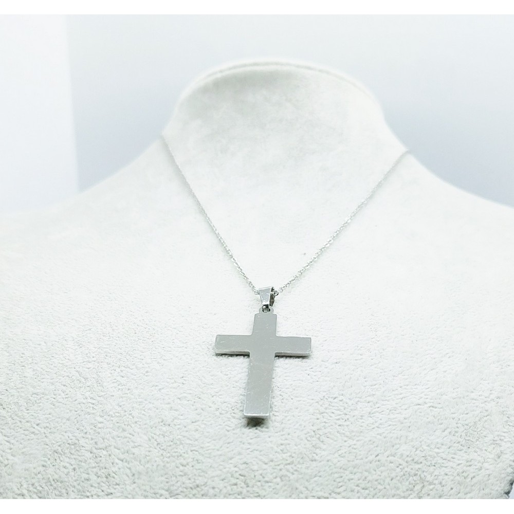 Chain with polished stainless steel cross