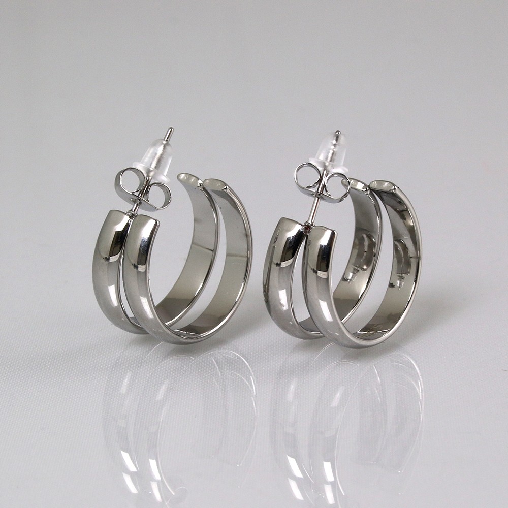 Small double hoop earrings in silver stainless steel Small double hoop earrings in silver stainless steel